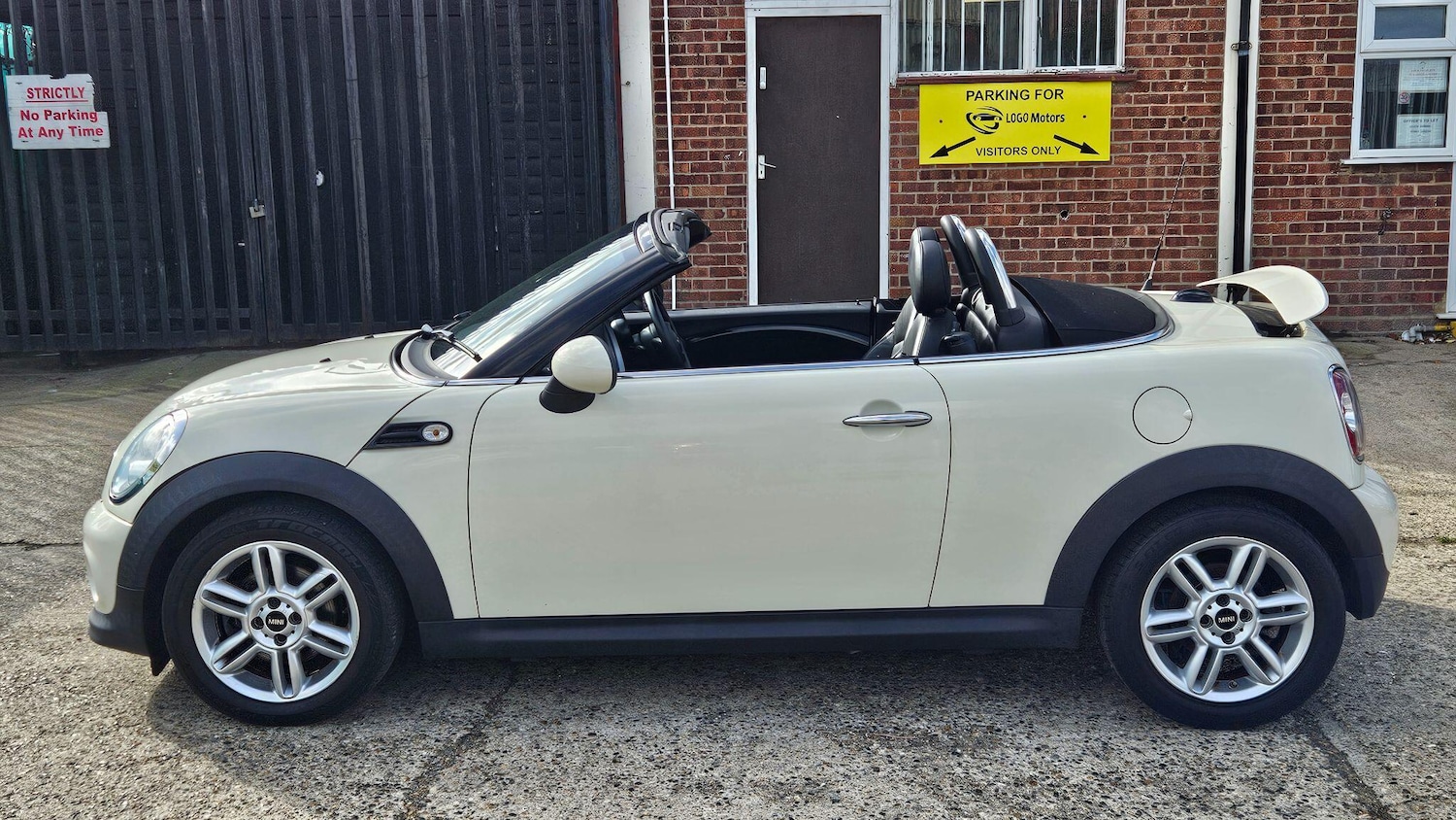 Used MINI Roadster 2014 for sale - 77344864: Photo 10