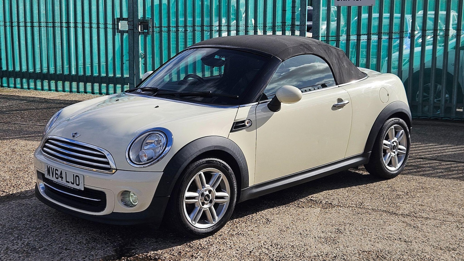 Used MINI Roadster 2014 for sale - 77344864: Photo 6
