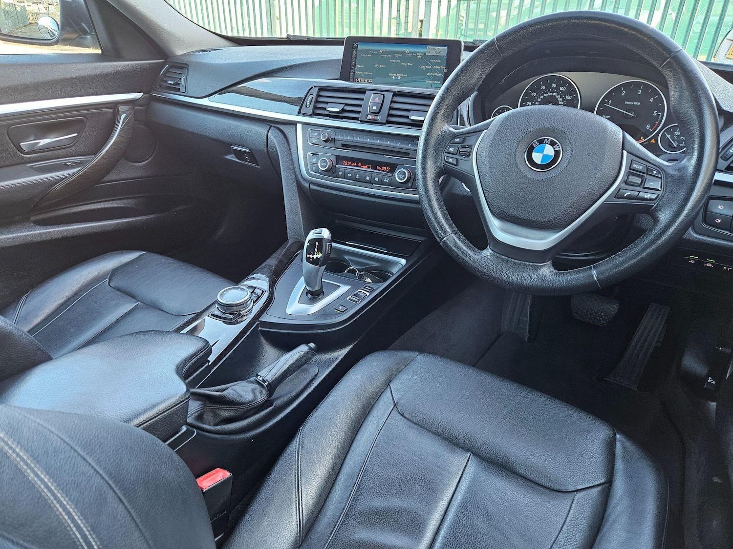 Used BMW 3 Series Gran Turismo 2014 for sale - 76752834: Photo 13