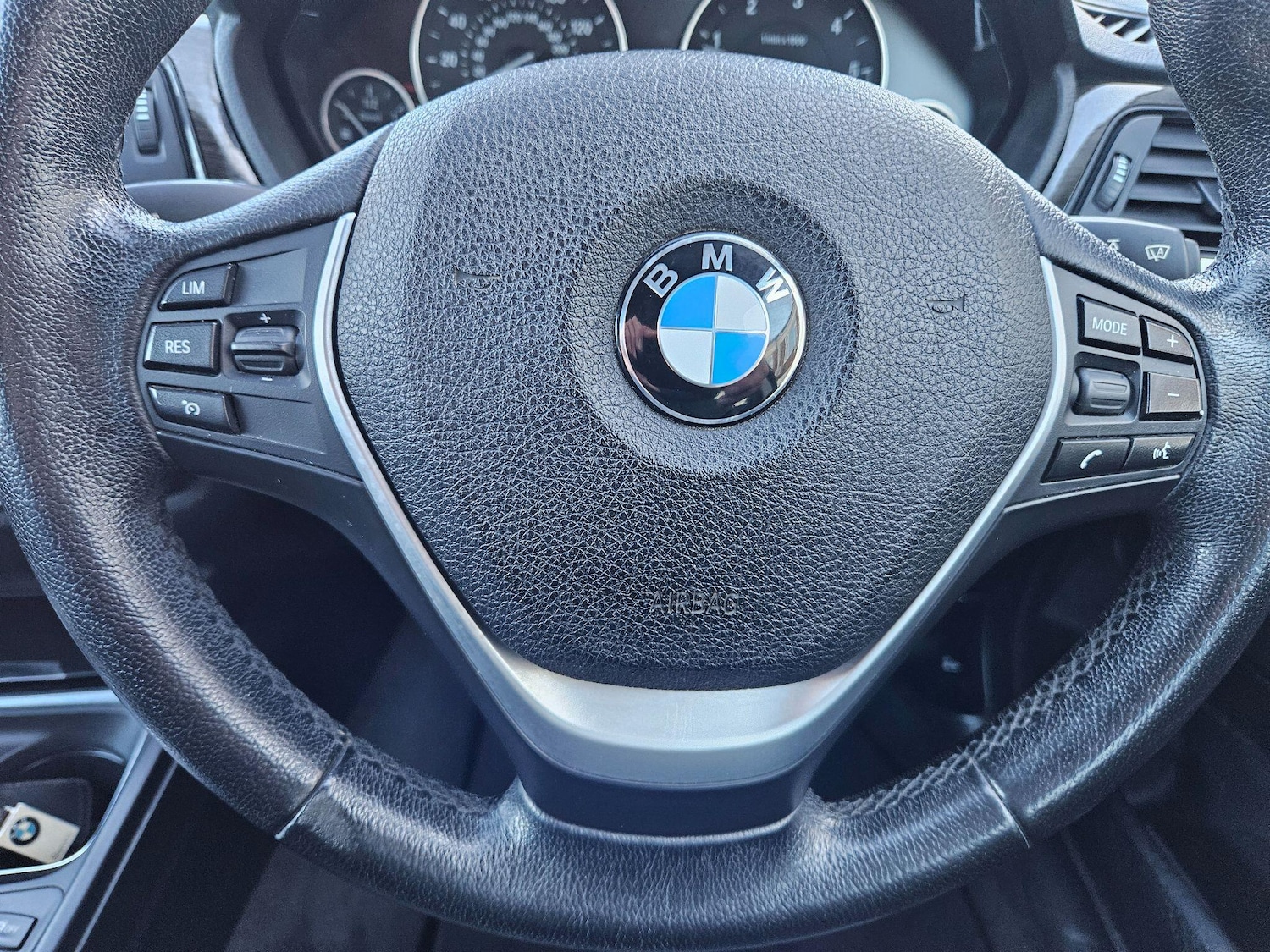 Used BMW 3 Series Gran Turismo 2014 for sale - 76752834: Photo 25