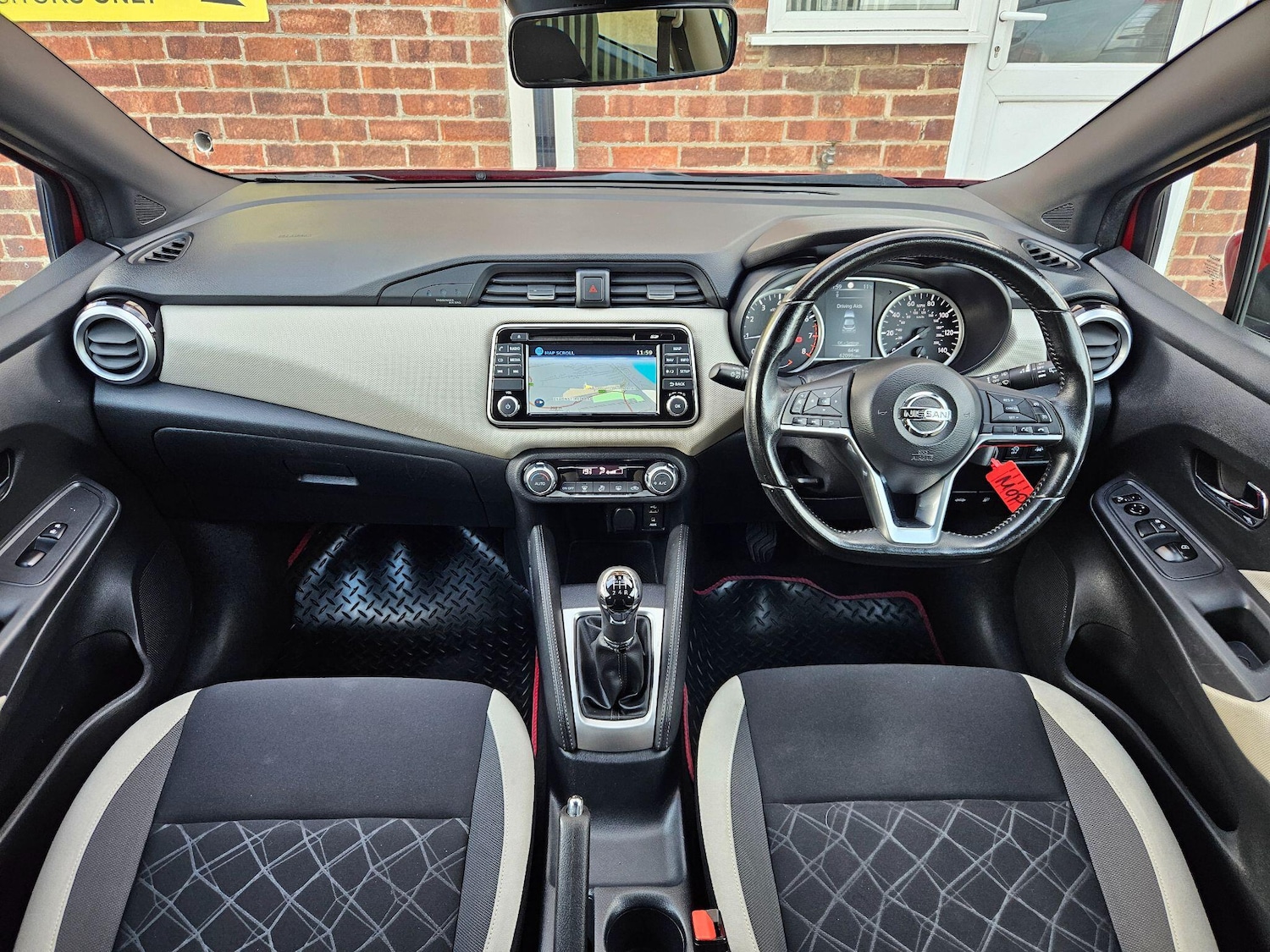 Used Nissan Micra 2017 for sale - 76348930: Photo 9