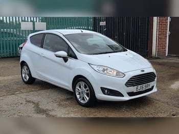 Used Ford Fiesta 2015 for sale - 79677636: Photo