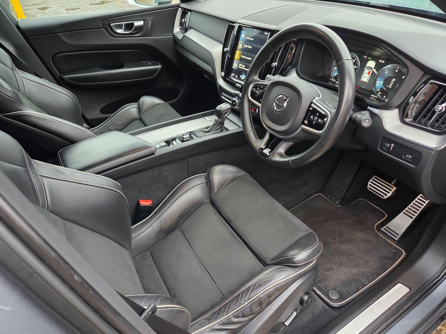 Used Volvo XC60 2018 for sale - 77455773: Photo 22