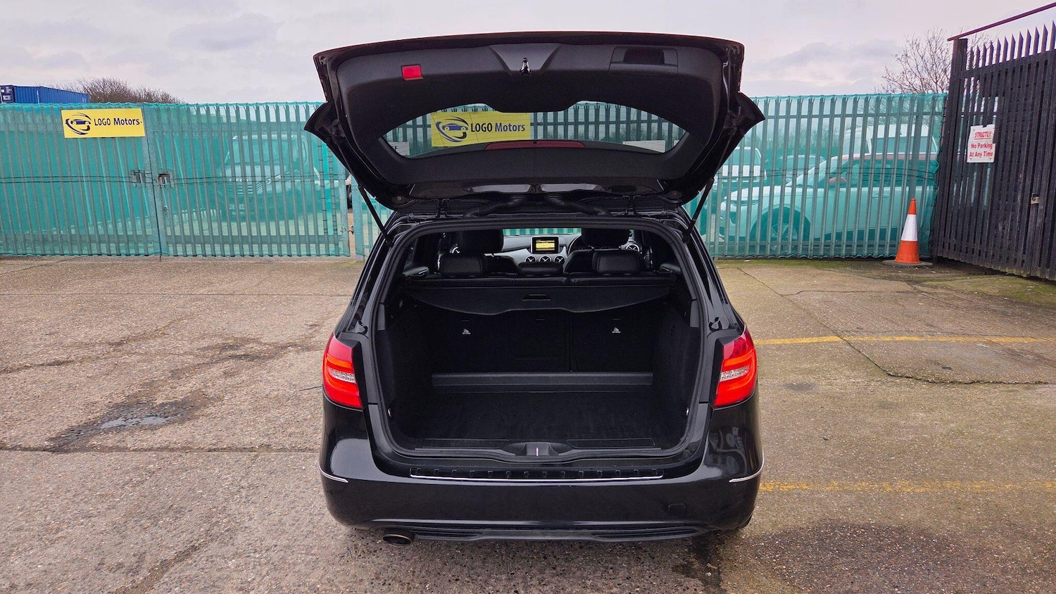 Used Mercedes-Benz B Class 2012 for sale - 77657884: Photo 21