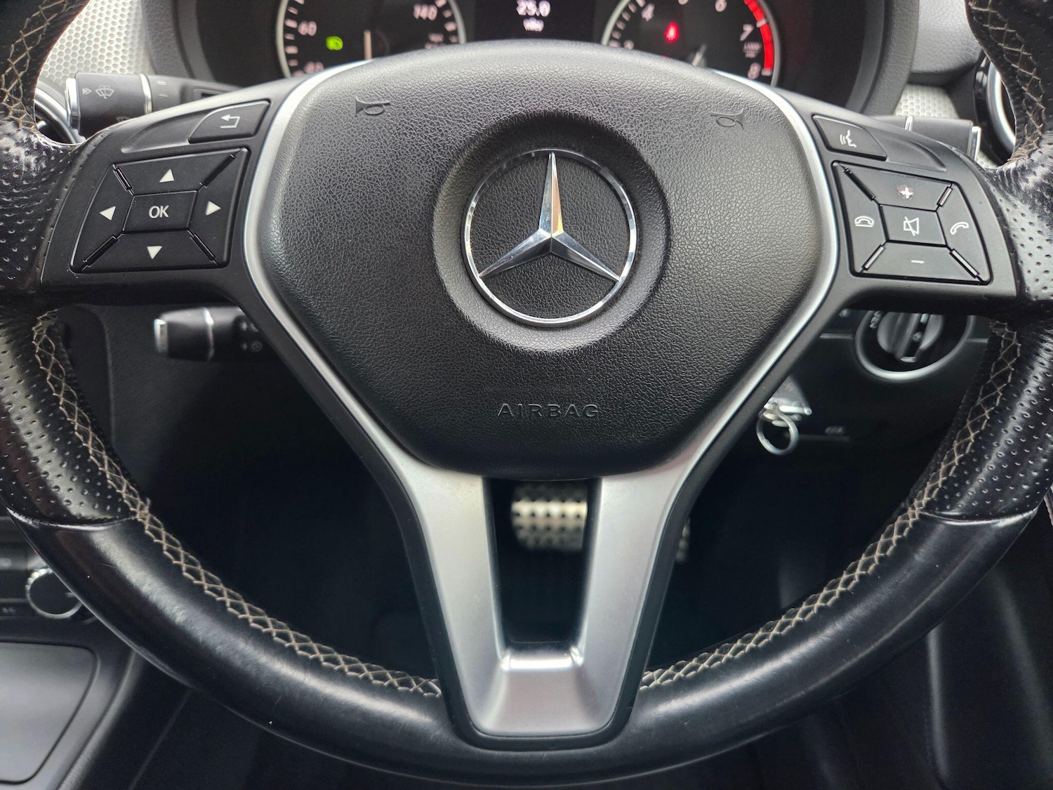 Used Mercedes-Benz B Class 2012 for sale - 77657884: Photo 23