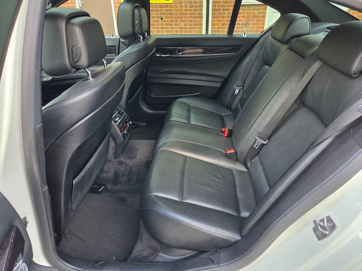 Used BMW 7 Series 2010 for sale - 77376239: Photo 16