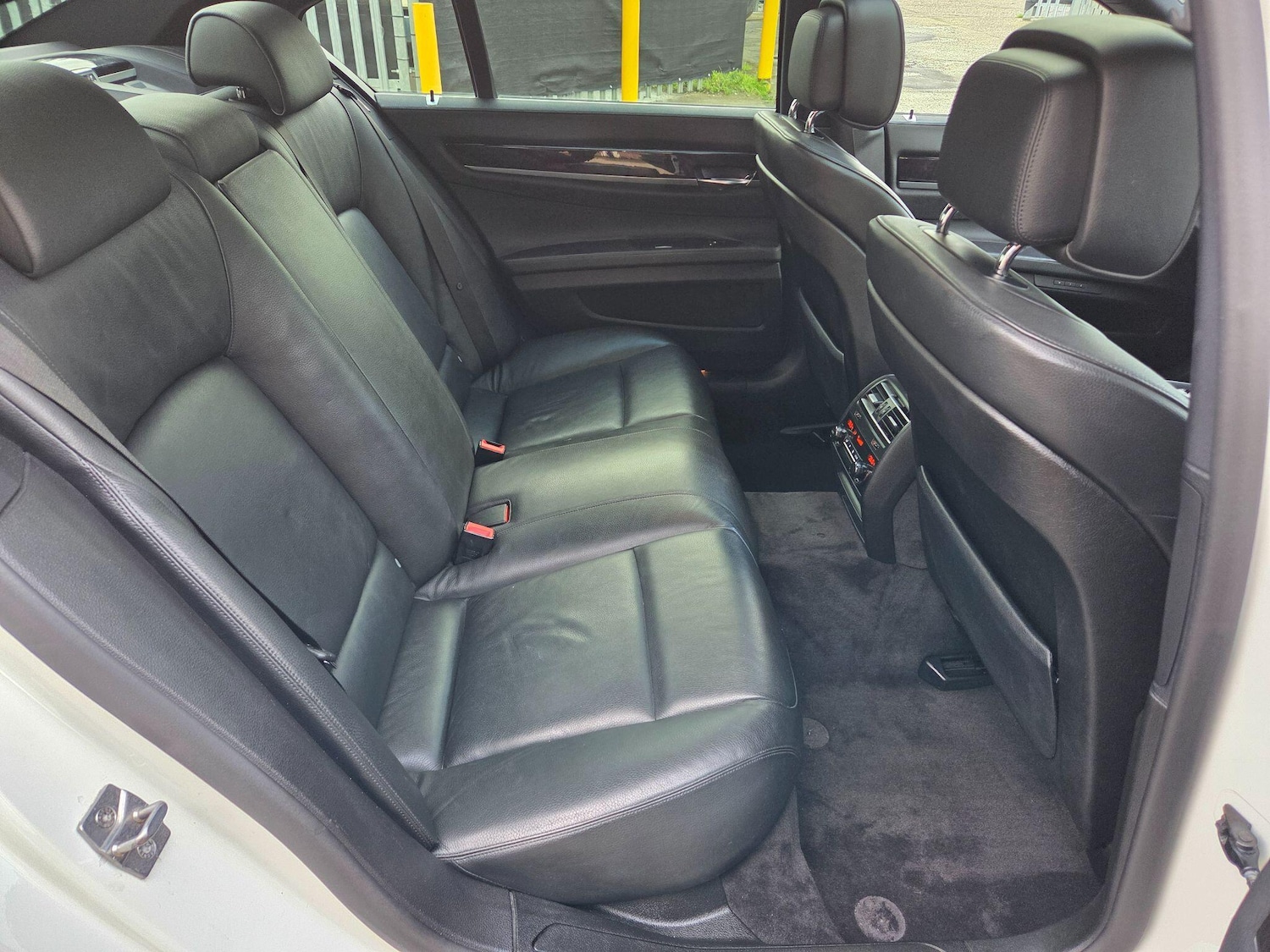 Used BMW 7 Series 2010 for sale - 77376239: Photo 17