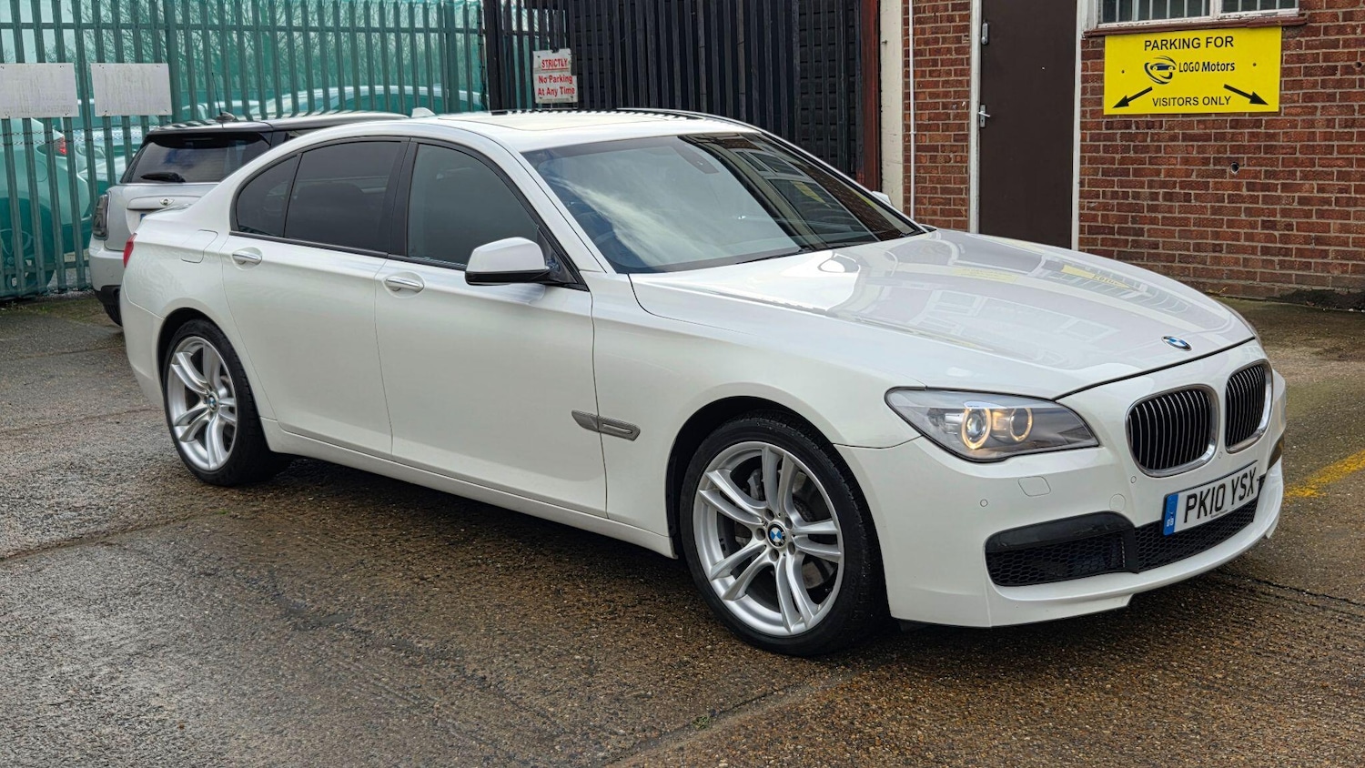 Used BMW 7 Series 2010 for sale - 77376239: Photo 2