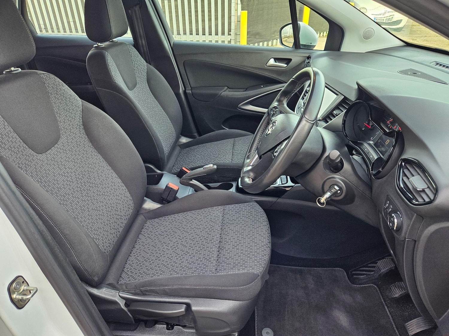 Used Vauxhall Crossland X 2018 for sale - 76423449: Photo 14