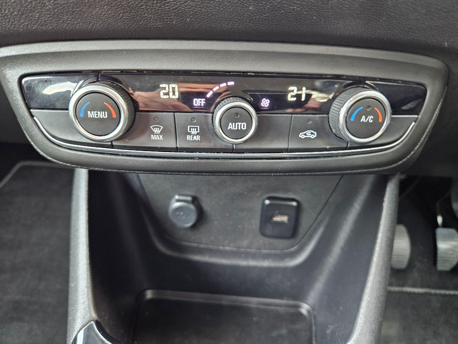 Used Vauxhall Crossland X 2018 for sale - 76423449: Photo 19