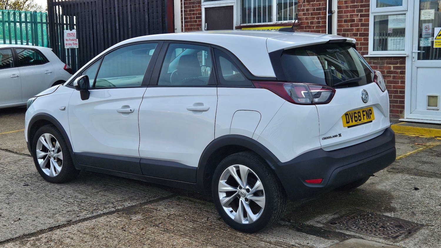 Used Vauxhall Crossland X 2018 for sale - 76423449: Photo 4