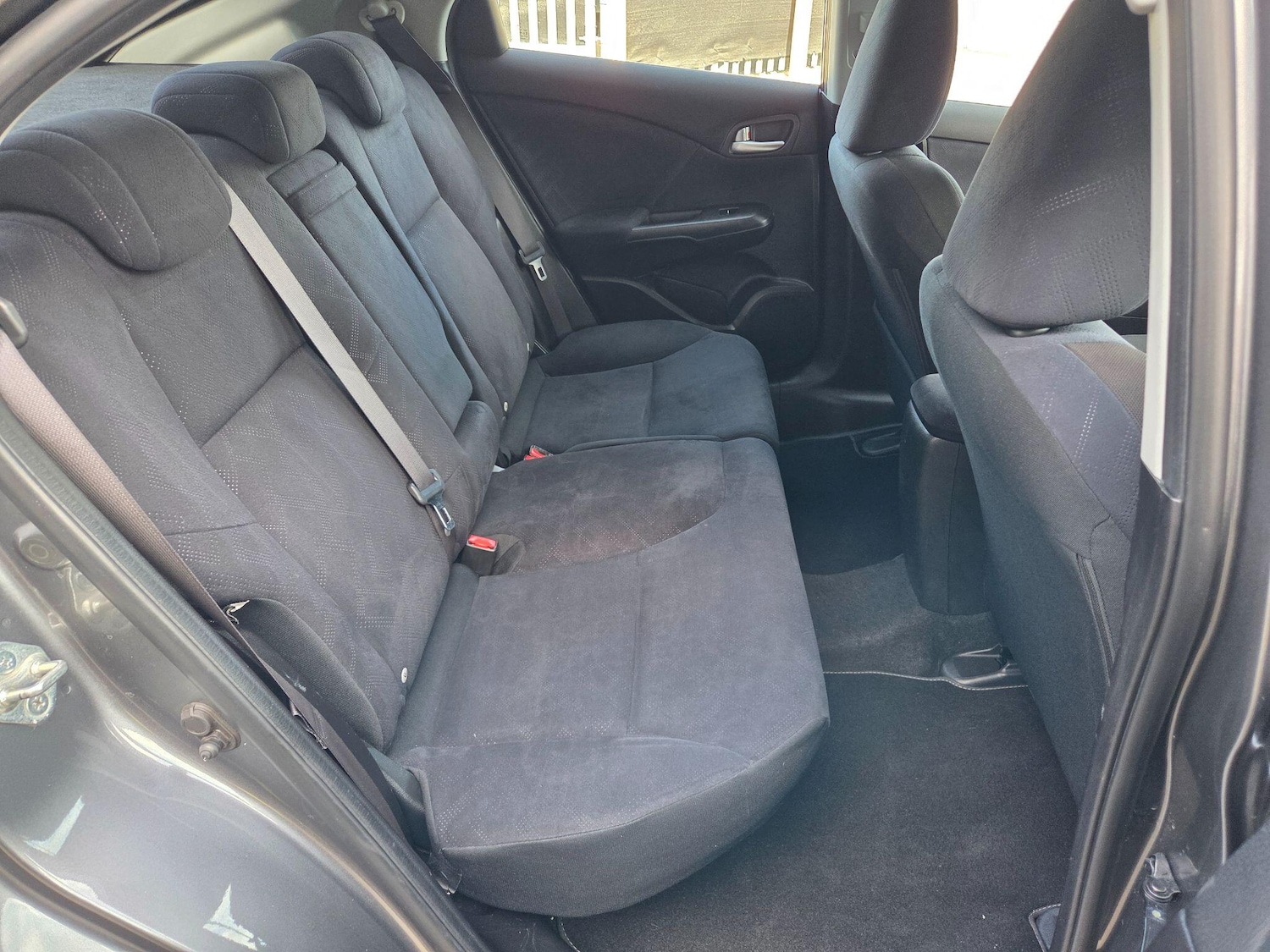 Used Honda Civic 2014 for sale - 77925779: Photo 17