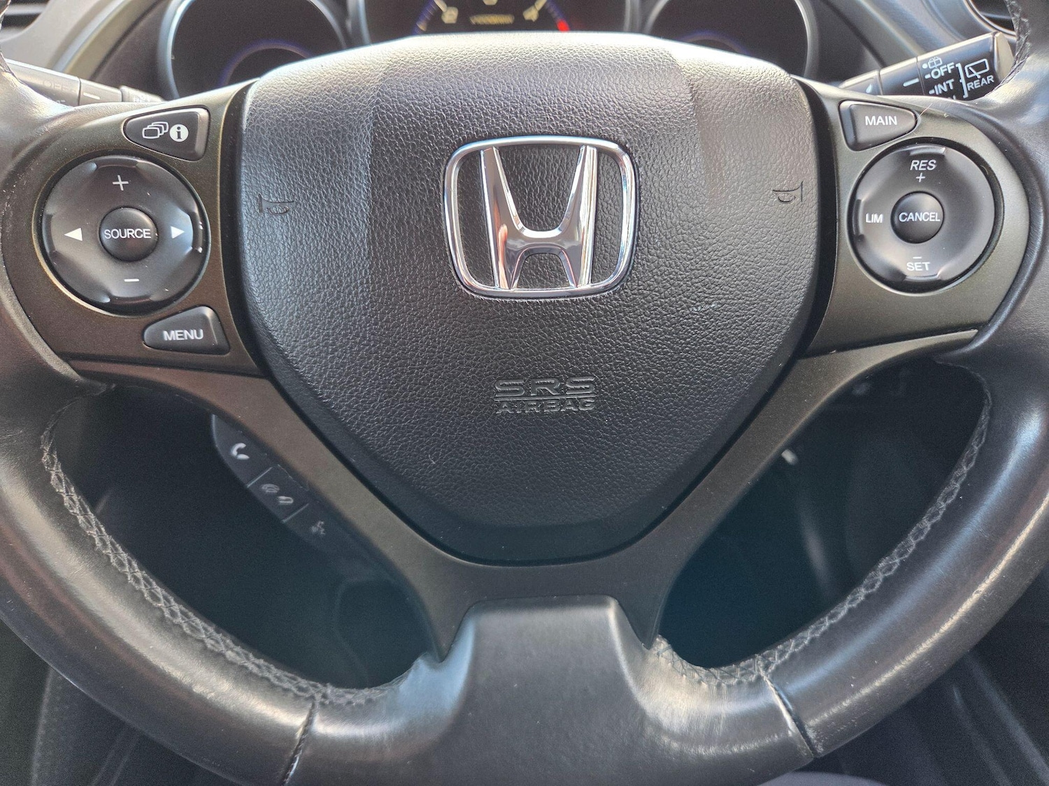 Used Honda Civic 2014 for sale - 77925779: Photo 24