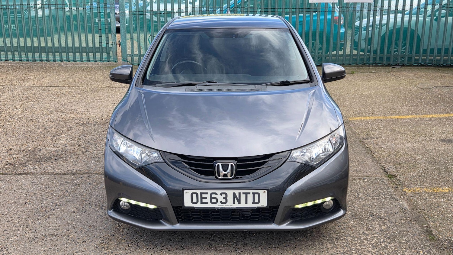 Used Honda Civic 2014 for sale - 77925779: Photo 3