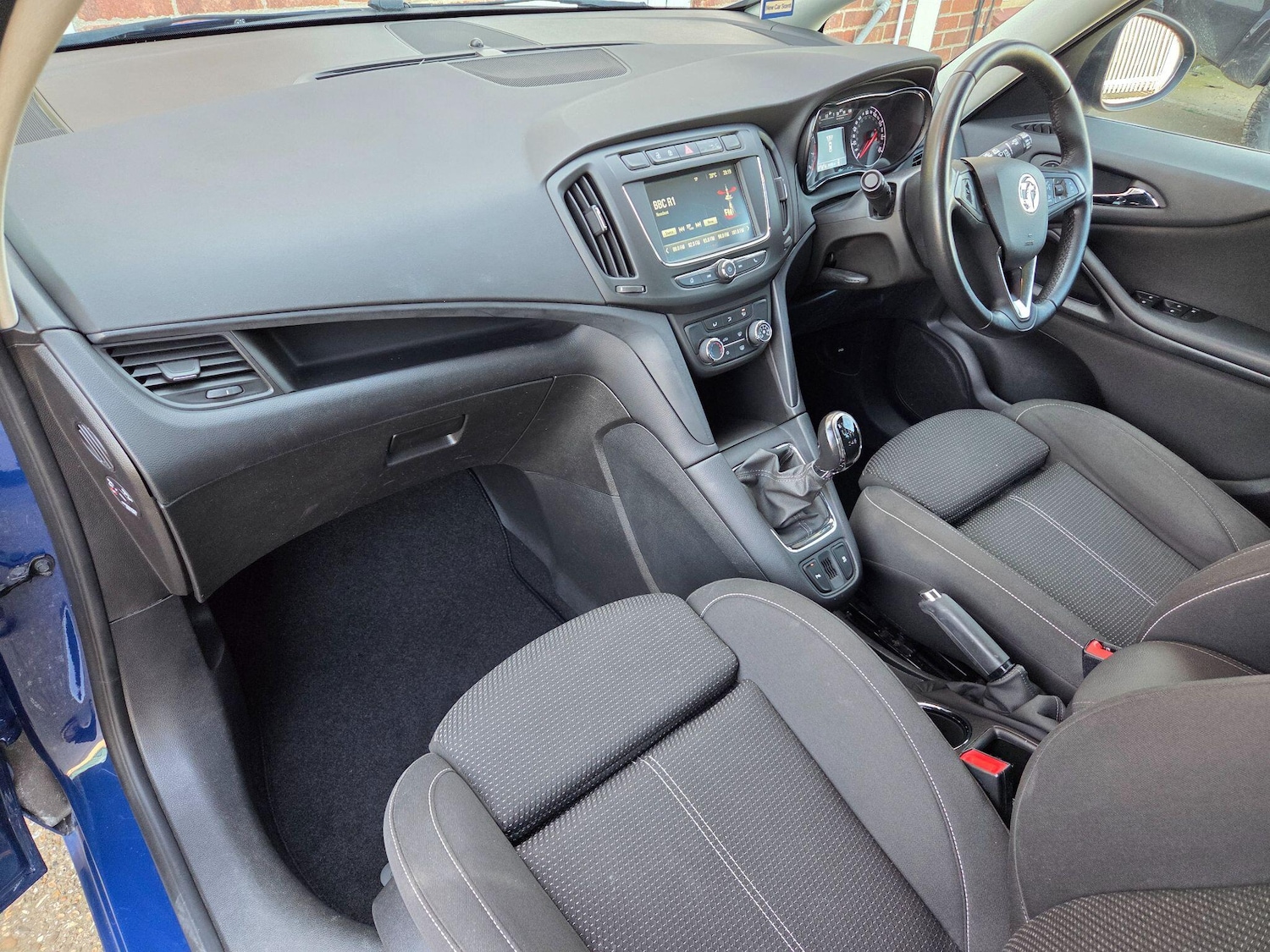 Used Vauxhall Zafira 2018 for sale - 77958587: Photo 26