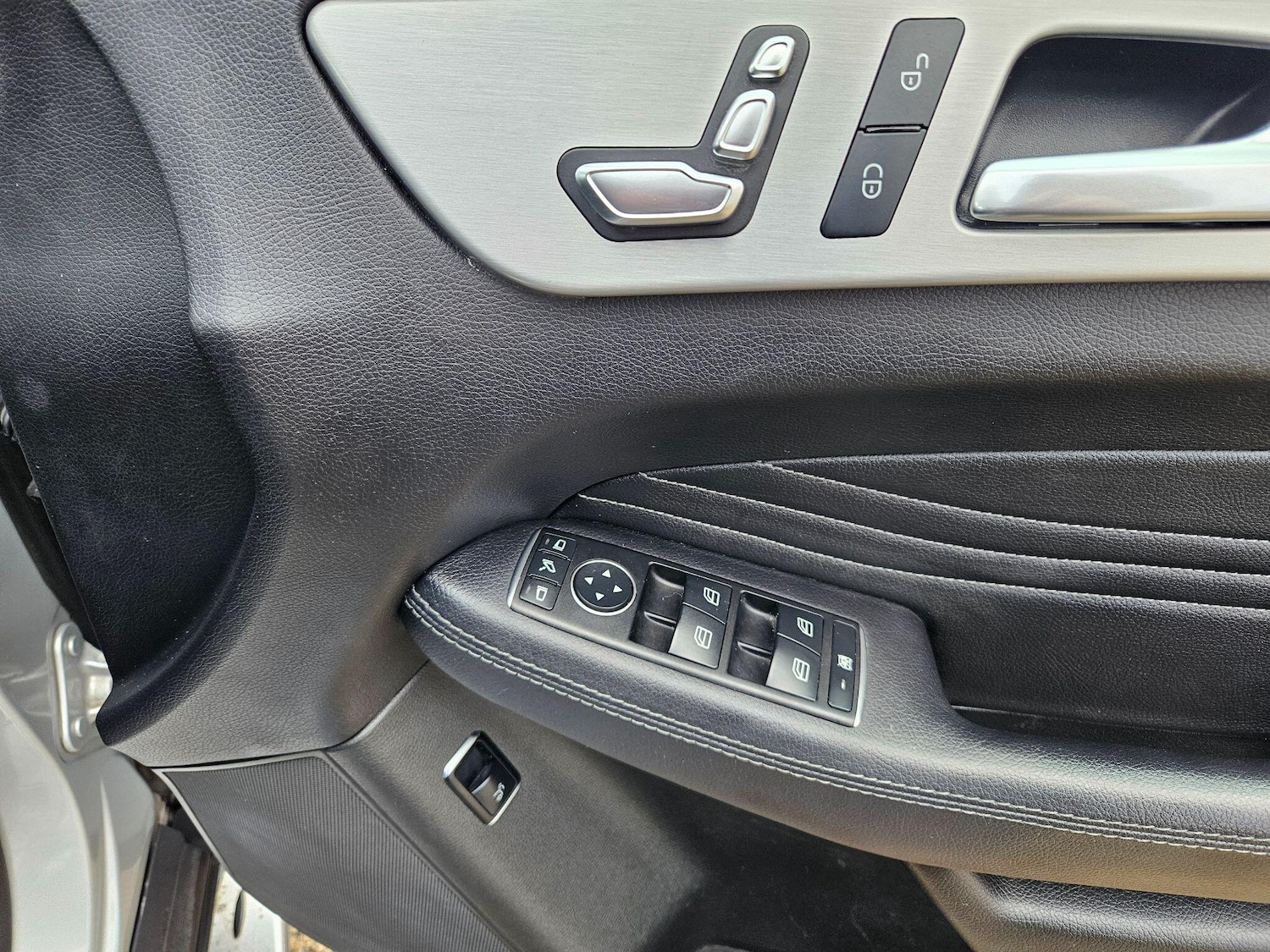 Used Mercedes-Benz GLE 2017 for sale - 76689166: Photo 18