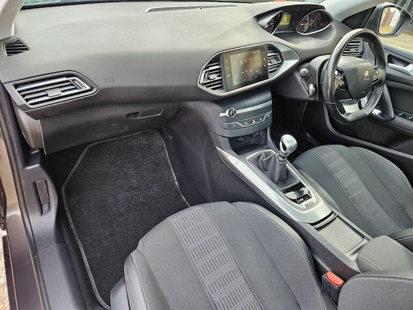 Used Peugeot 308 2018 for sale - 76152896: Photo 10