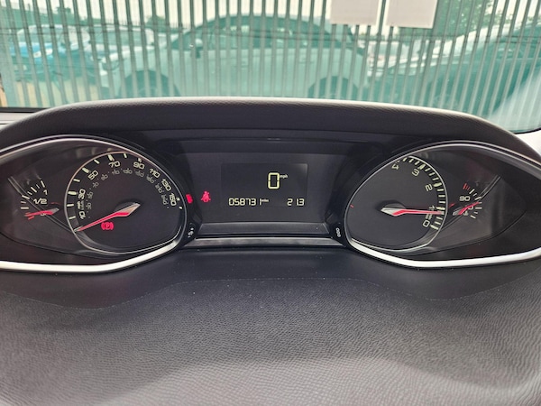 Used Peugeot 308 2018 for sale - 76152896: Photo 17