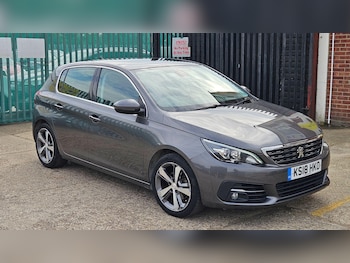 Used Peugeot 308 2018 for sale - 76152896: Photo 2
