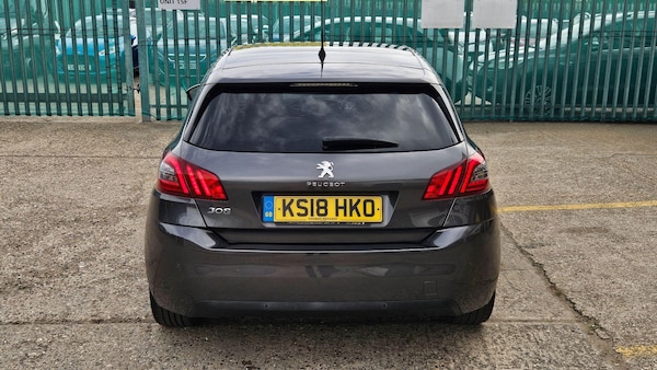 Used Peugeot 308 2018 for sale - 76152896: Photo 5