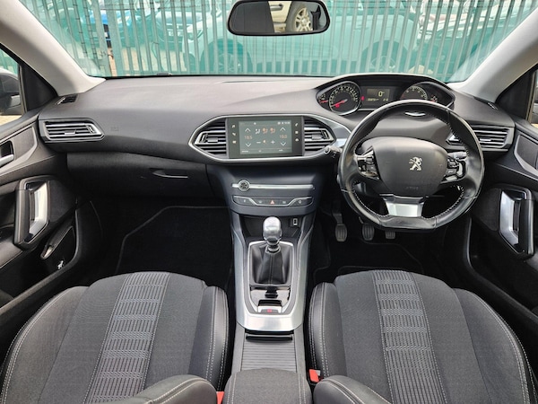 Used Peugeot 308 2018 for sale - 76152896: Photo 8
