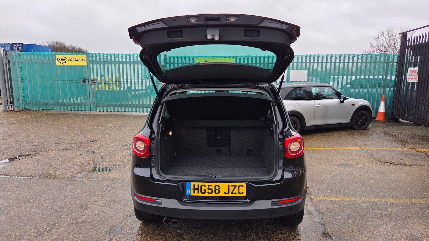 Used Volkswagen Tiguan 2008 for sale - 77344477: Photo 21