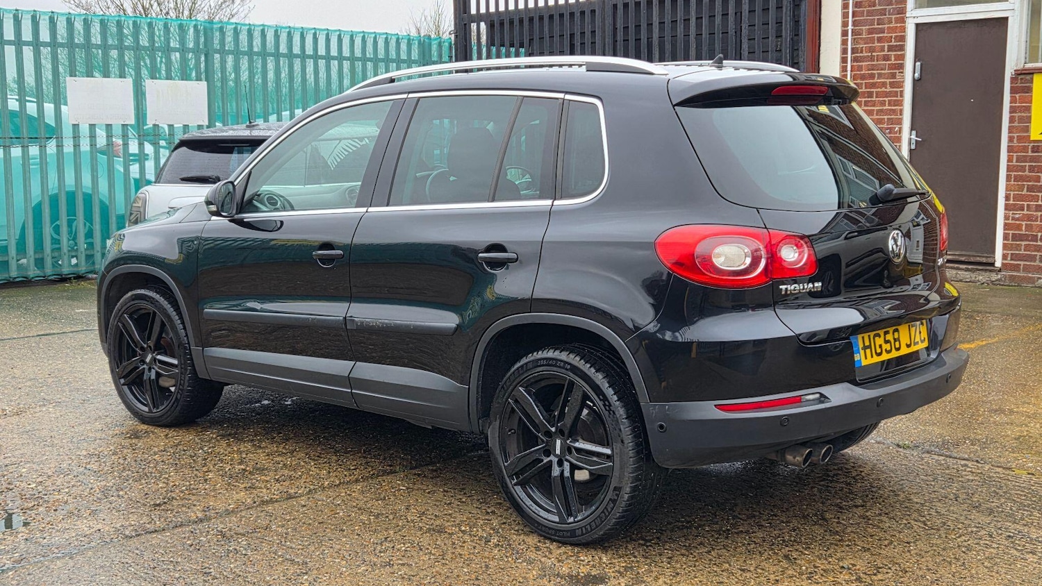 Used Volkswagen Tiguan 2008 for sale - 77344477: Photo 4