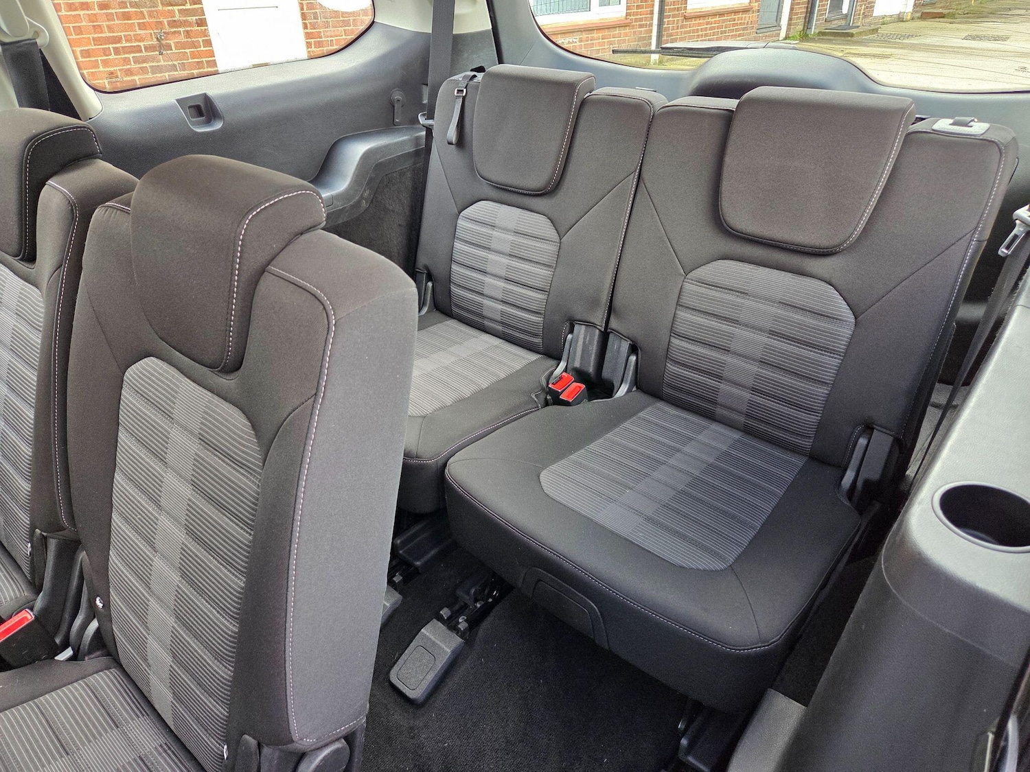 Used Ford Galaxy 2015 for sale - 78086160: Photo 17