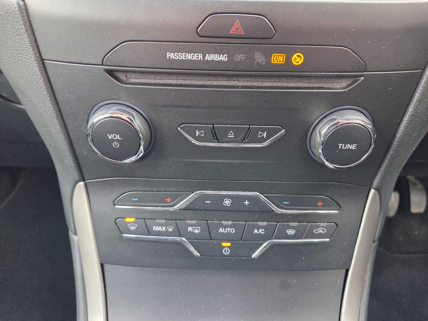 Used Ford Galaxy 2015 for sale - 78086160: Photo 25