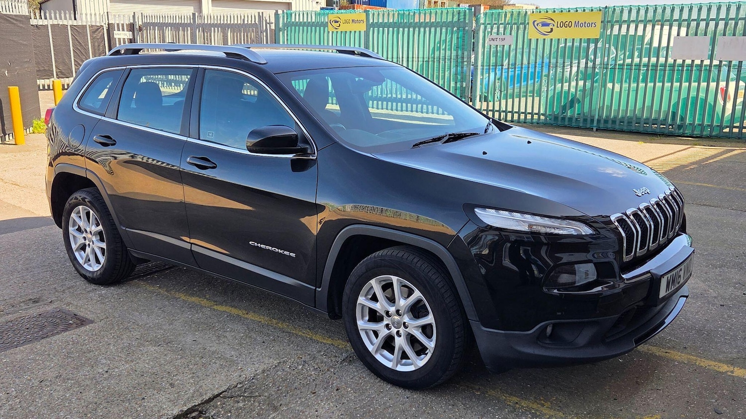 Used Jeep Cherokee 2016 for sale - 78086127: Photo 2