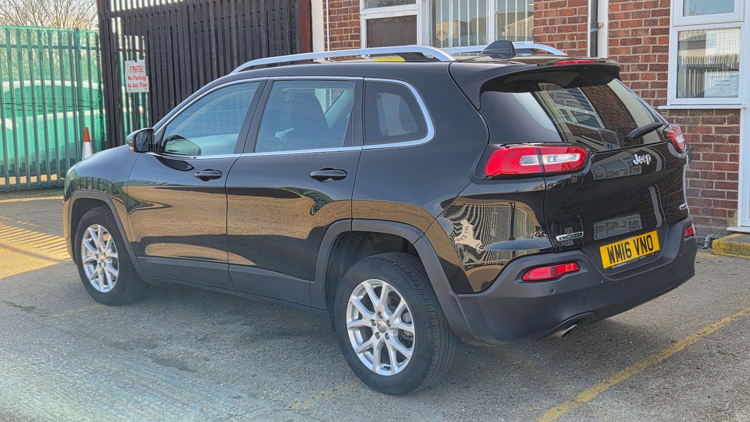 Used Jeep Cherokee 2016 for sale - 78086127: Photo 4