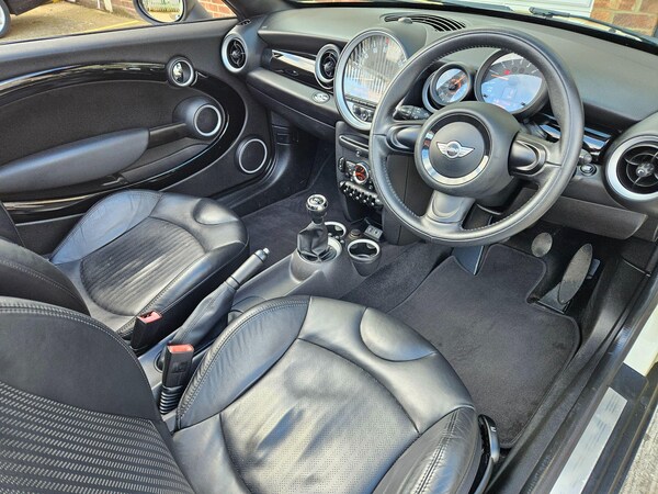 Used MINI Roadster 2014 for sale - 76175502: Photo 24