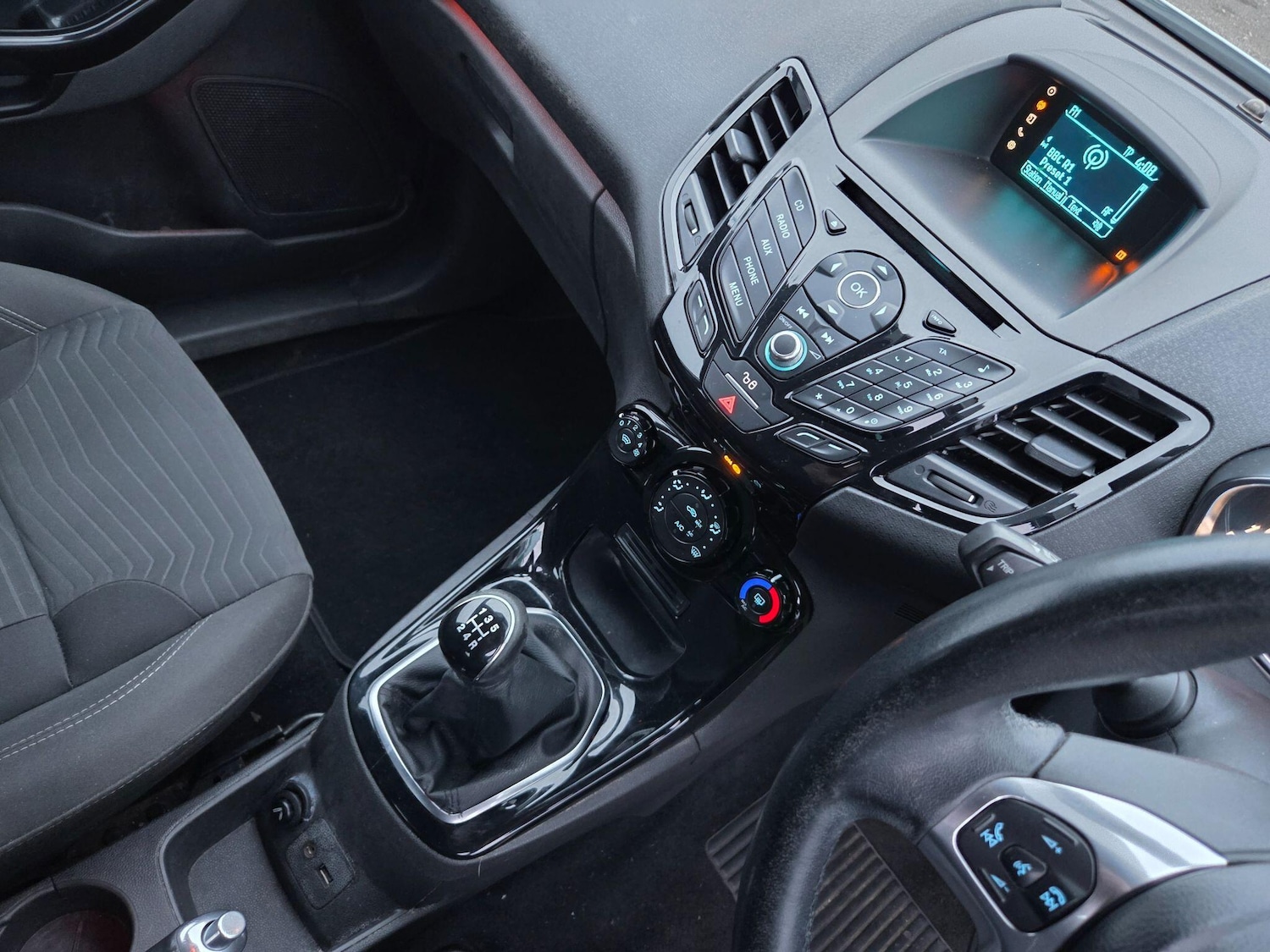 Used Ford Fiesta 2015 for sale - 77203449: Photo 12