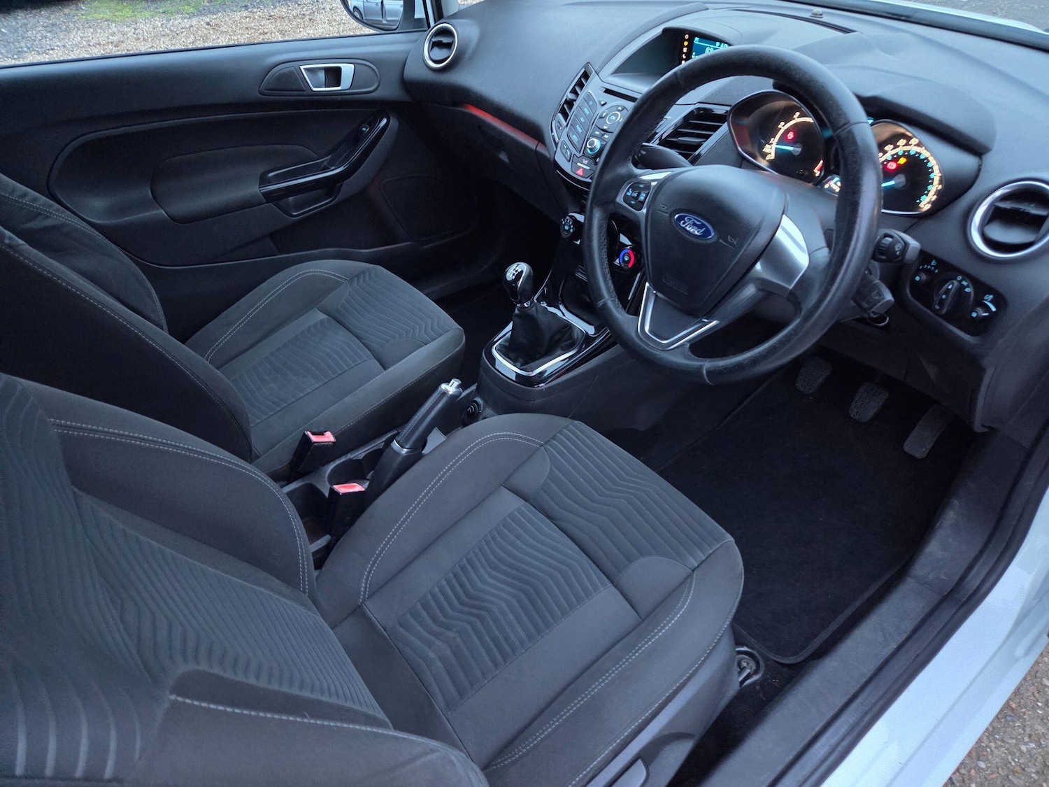 Used Ford Fiesta 2015 for sale - 77203449: Photo 13