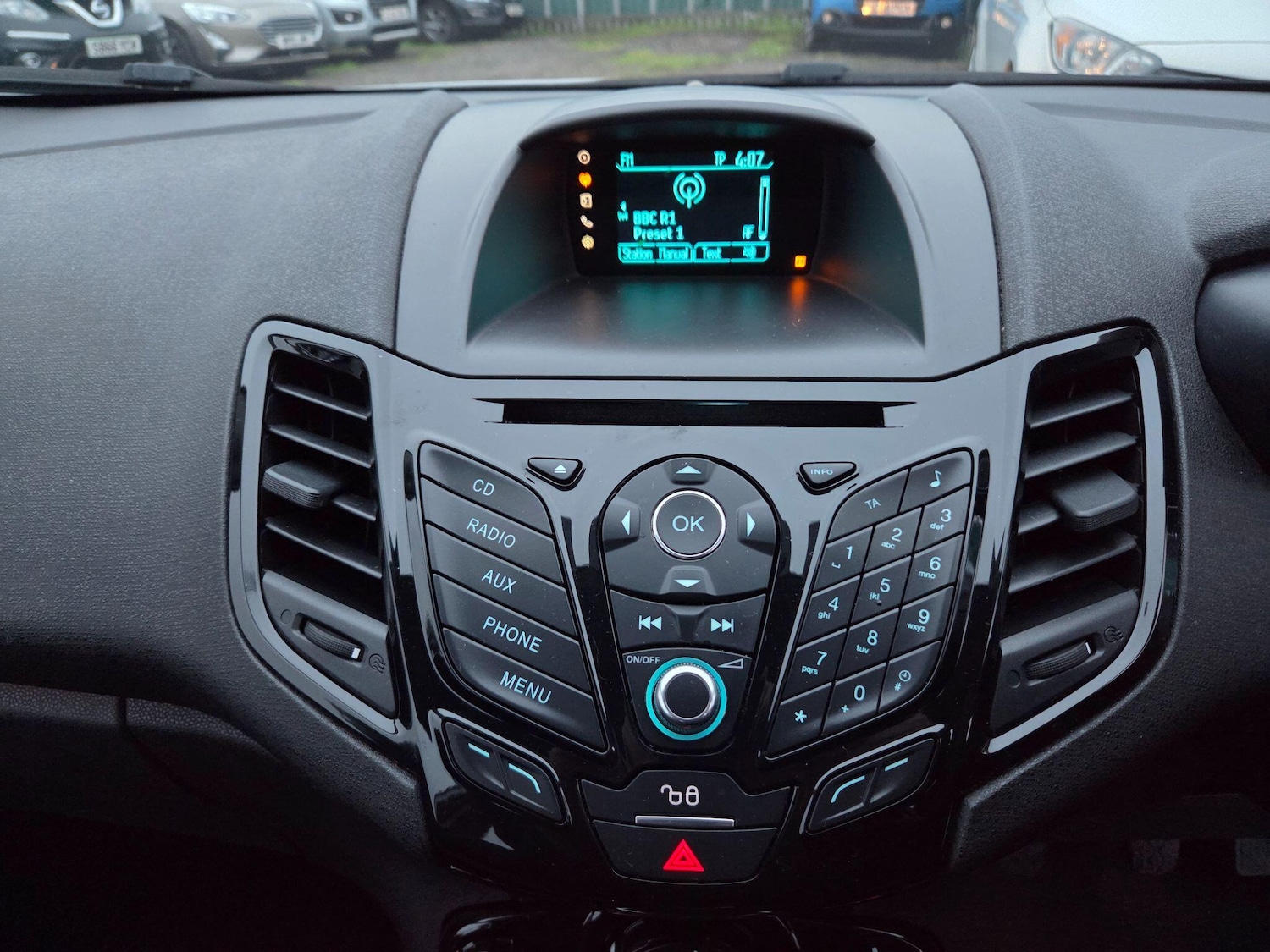 Used Ford Fiesta 2015 for sale - 77203449: Photo 17