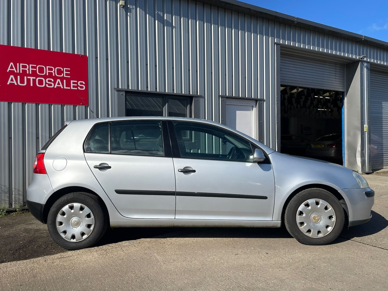 Used Volkswagen Golf 2006 for sale - 76159616: Photo 3