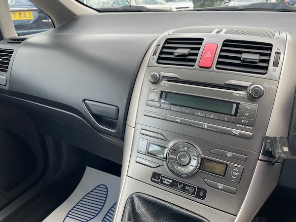 Used Toyota Auris 2008 for sale - 74952235: Photo 11
