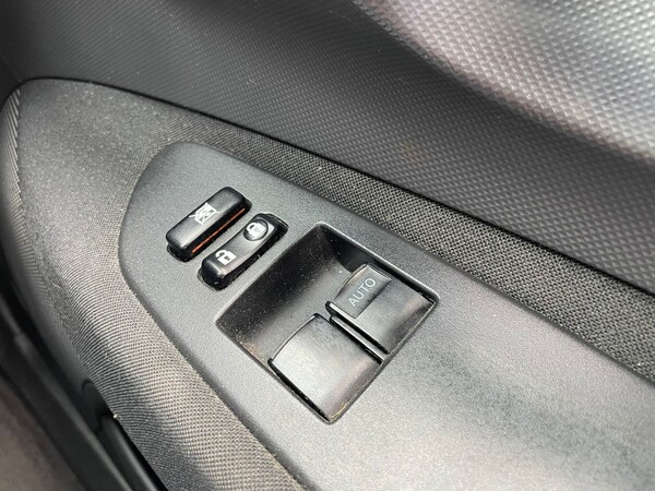 Used Toyota Auris 2008 for sale - 74952235: Photo 14