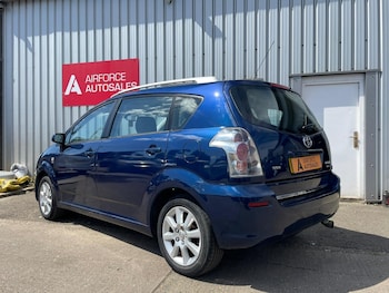 Used Toyota Corolla Verso 2005 for sale - 75146187: Photo