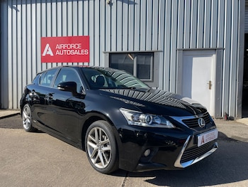 2017 - 200h 1.8 Executive Edition 5dr CVT Auto