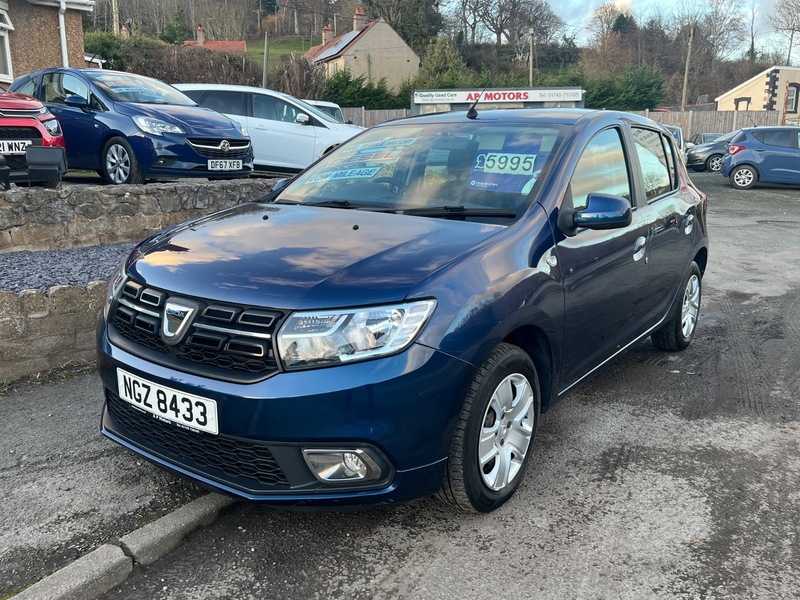 Used Dacia Sandero 2019 for sale - 77564132: Photo 2