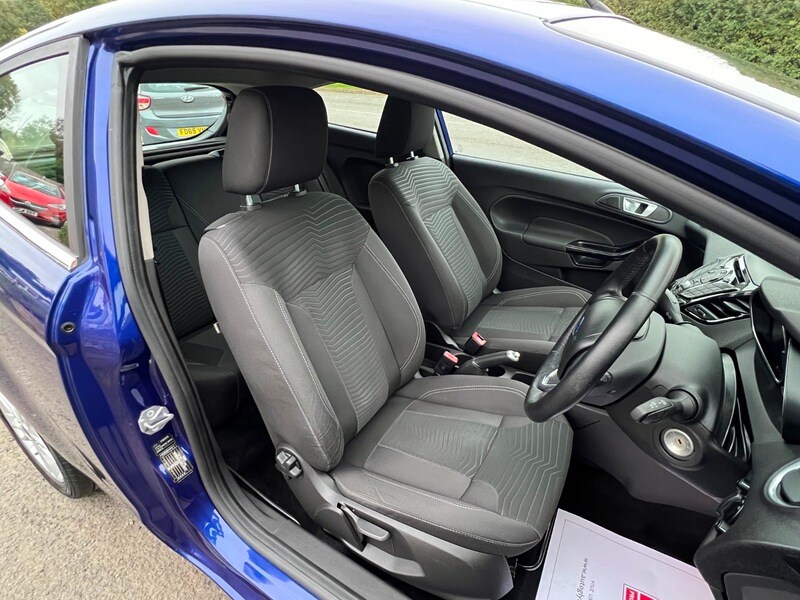 Used Ford Fiesta 2015 for sale - 76280582: Photo 11