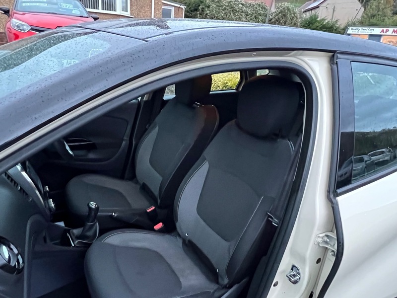 Used Renault Captur 2016 for sale - 76712177: Photo 10