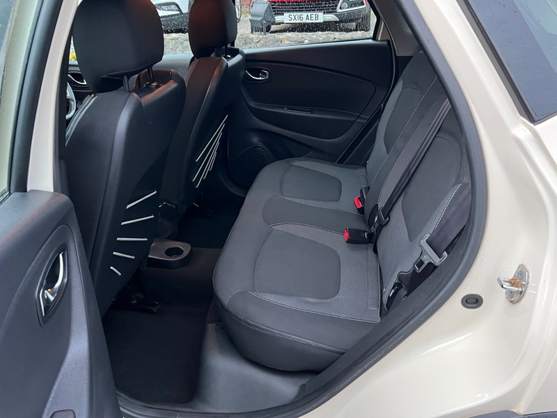 Used Renault Captur 2016 for sale - 76712177: Photo 15