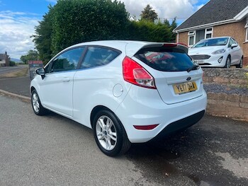 Used Ford Fiesta 2017 for sale - 79608378: Photo