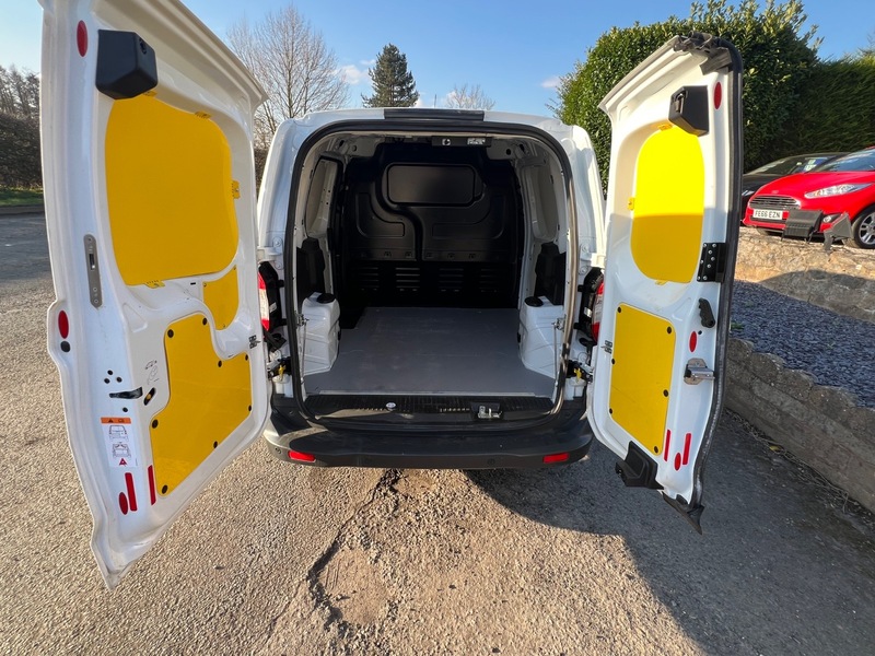 Used Ford Transit Courier 2019 for sale - 77558395: Photo 31