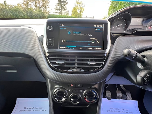 Used Peugeot 208 2018 for sale - 76245629: Photo 21