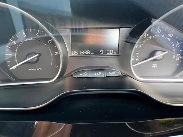 Used Peugeot 208 2018 for sale - 76245629: Photo 22
