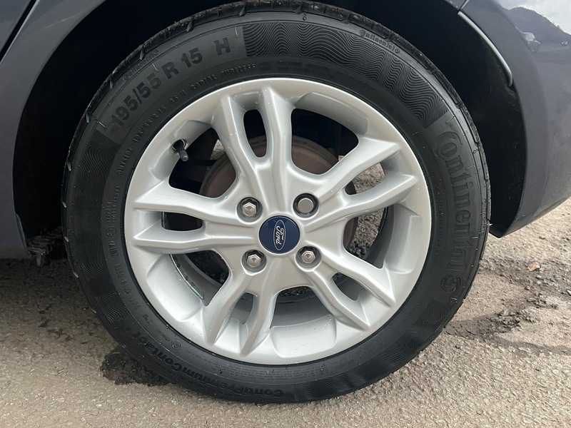 Used Ford Fiesta 2015 for sale - 77668112: Photo 17