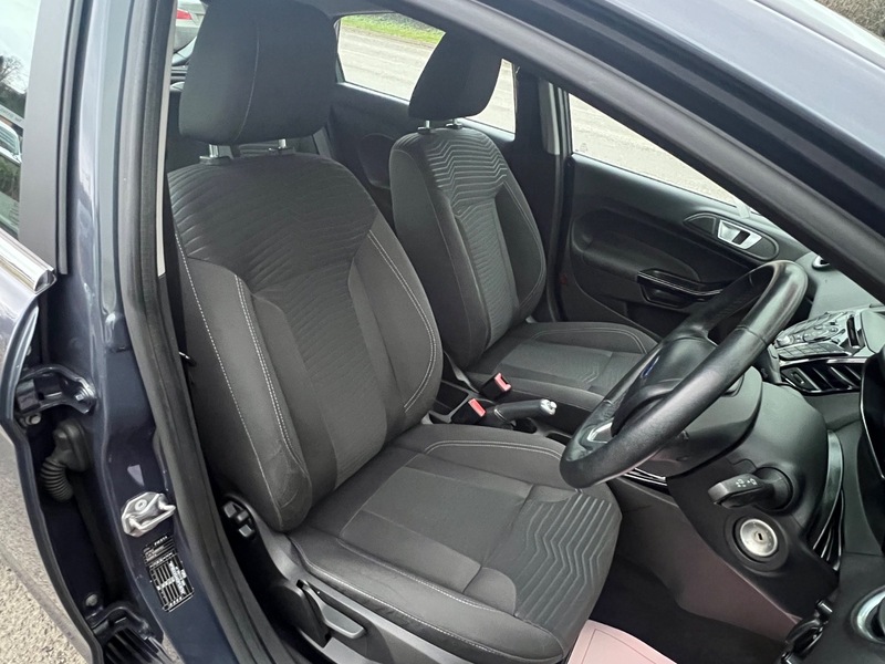 Used Ford Fiesta 2015 for sale - 77668112: Photo 9
